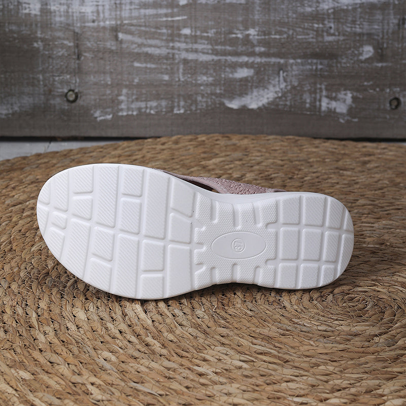 Lena | Andningsbara sandaler i stickat material