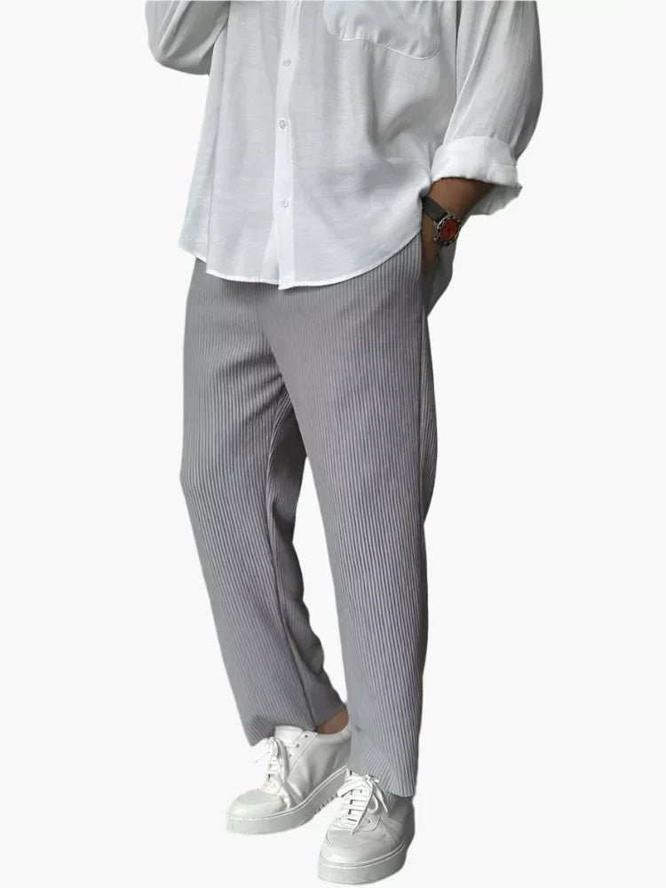 Herren Relax Fit Plissee Byxa – Elegant och Bekväm För Vardags- och Affärslook